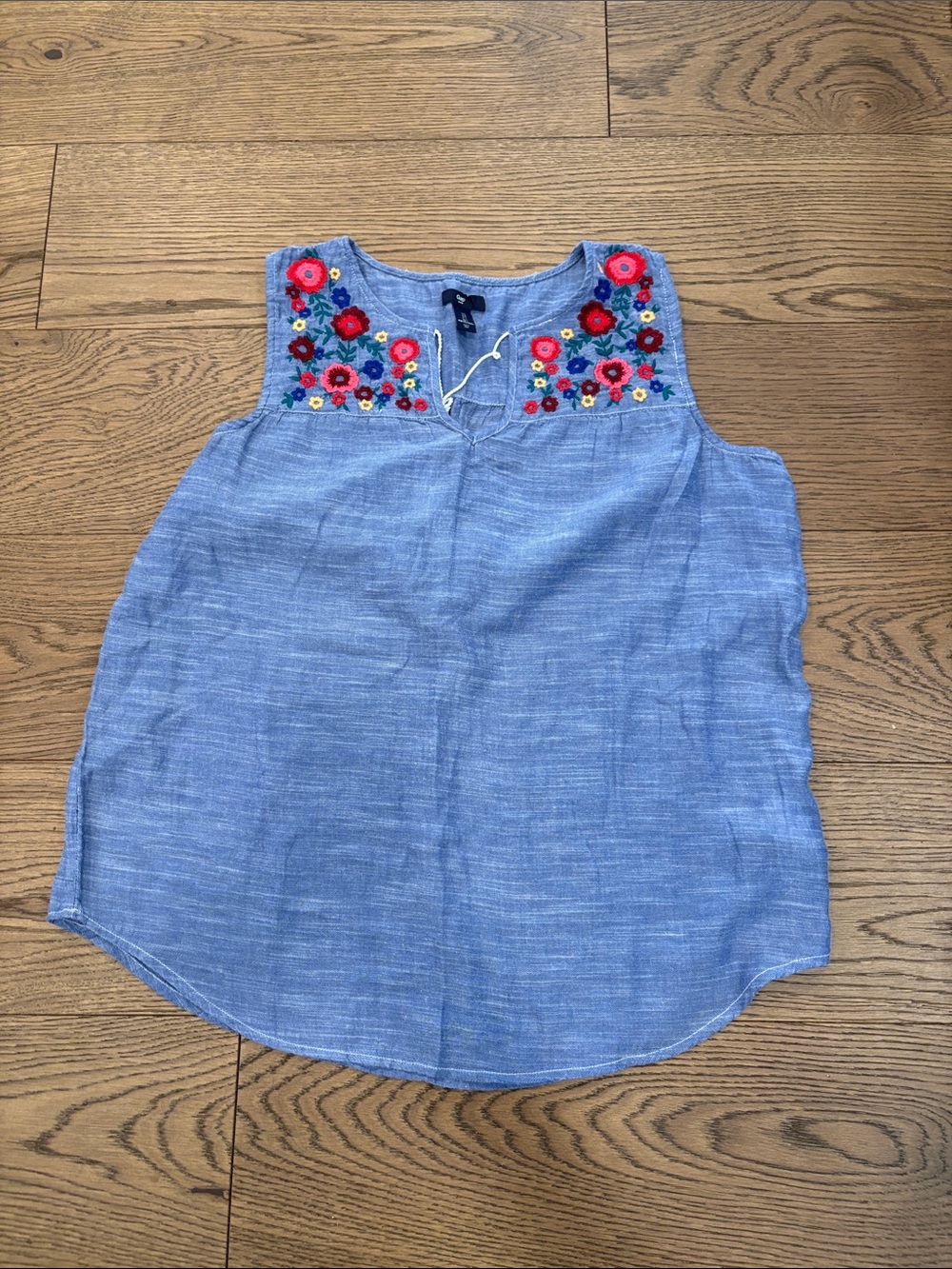 GAP Blue Sleeveless Chambray Tank with Multicolor Floral Embroidery
